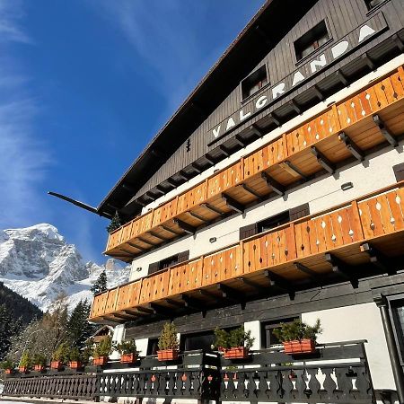 Hotel Valgranda Wellness & Spa ヴァル・ディ・ゾルド エクステリア 写真