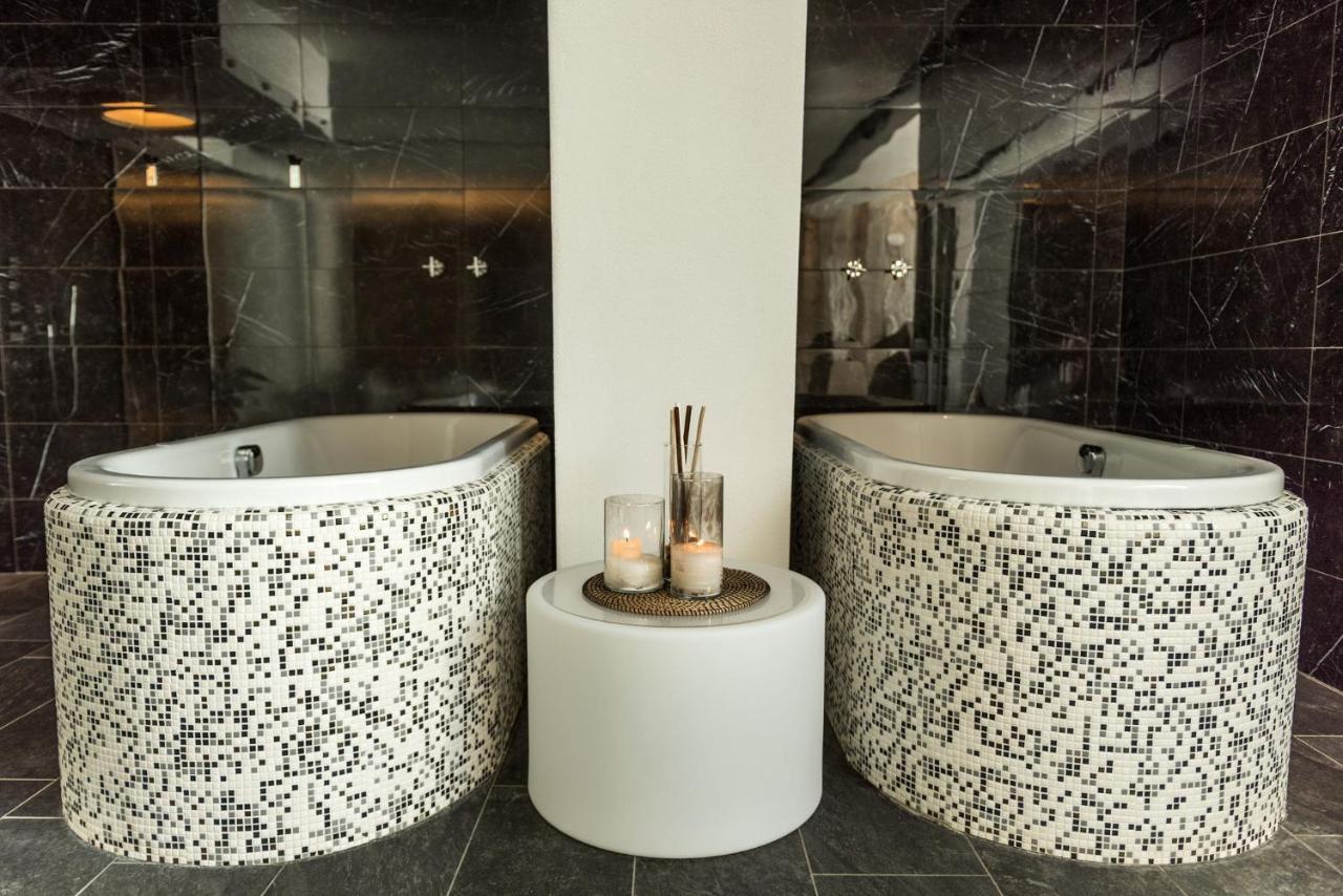Hotel Valgranda Wellness & Spa ヴァル・ディ・ゾルド エクステリア 写真