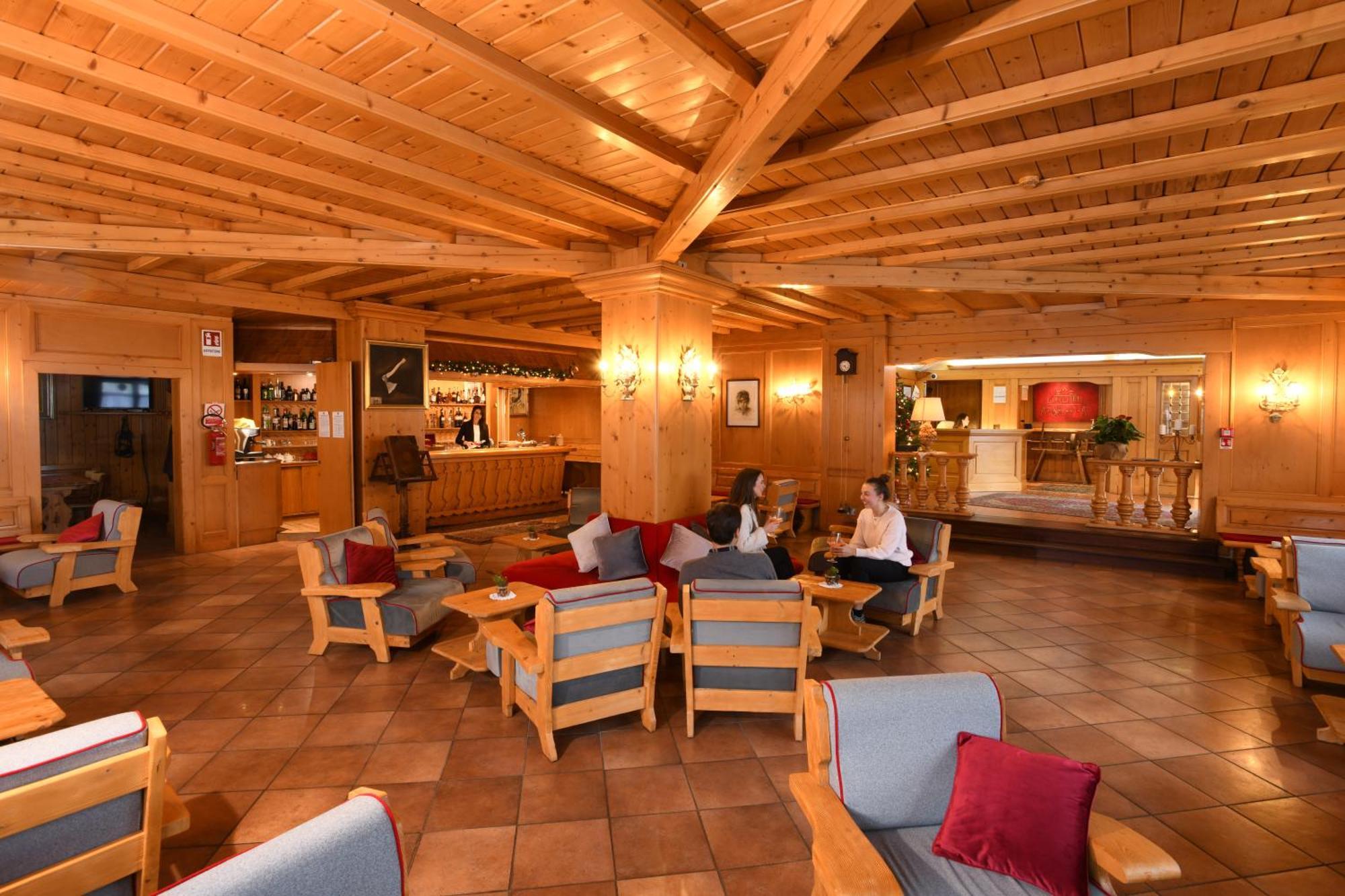 Hotel Valgranda Wellness & Spa ヴァル・ディ・ゾルド エクステリア 写真