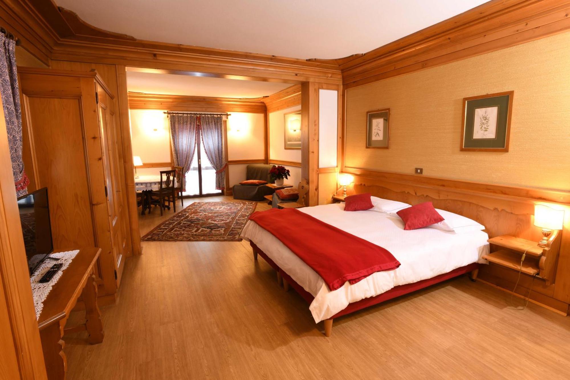 Hotel Valgranda Wellness & Spa ヴァル・ディ・ゾルド エクステリア 写真