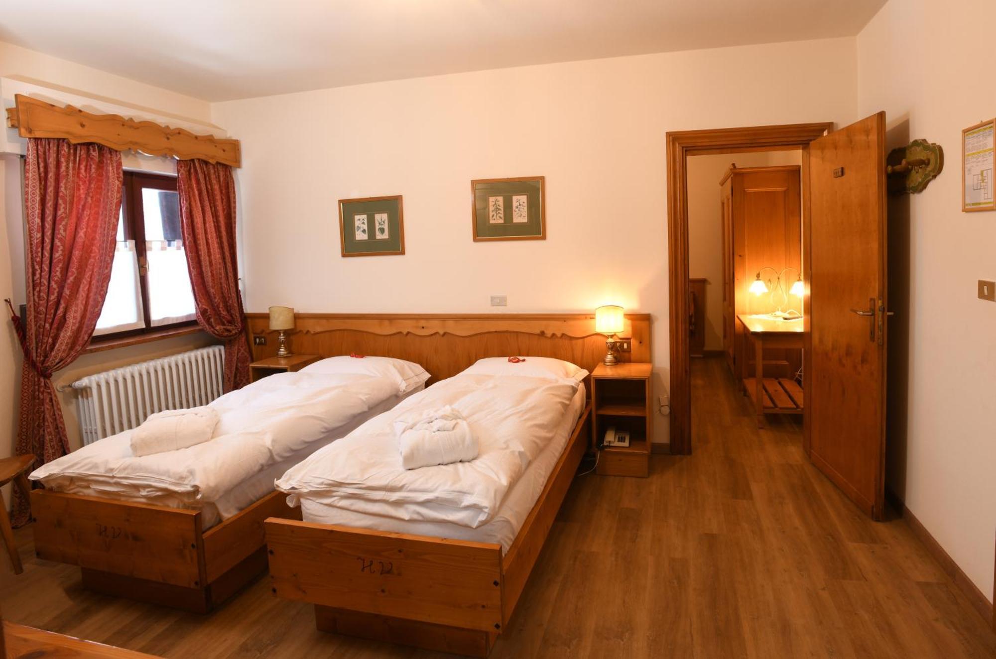 Hotel Valgranda Wellness & Spa ヴァル・ディ・ゾルド エクステリア 写真